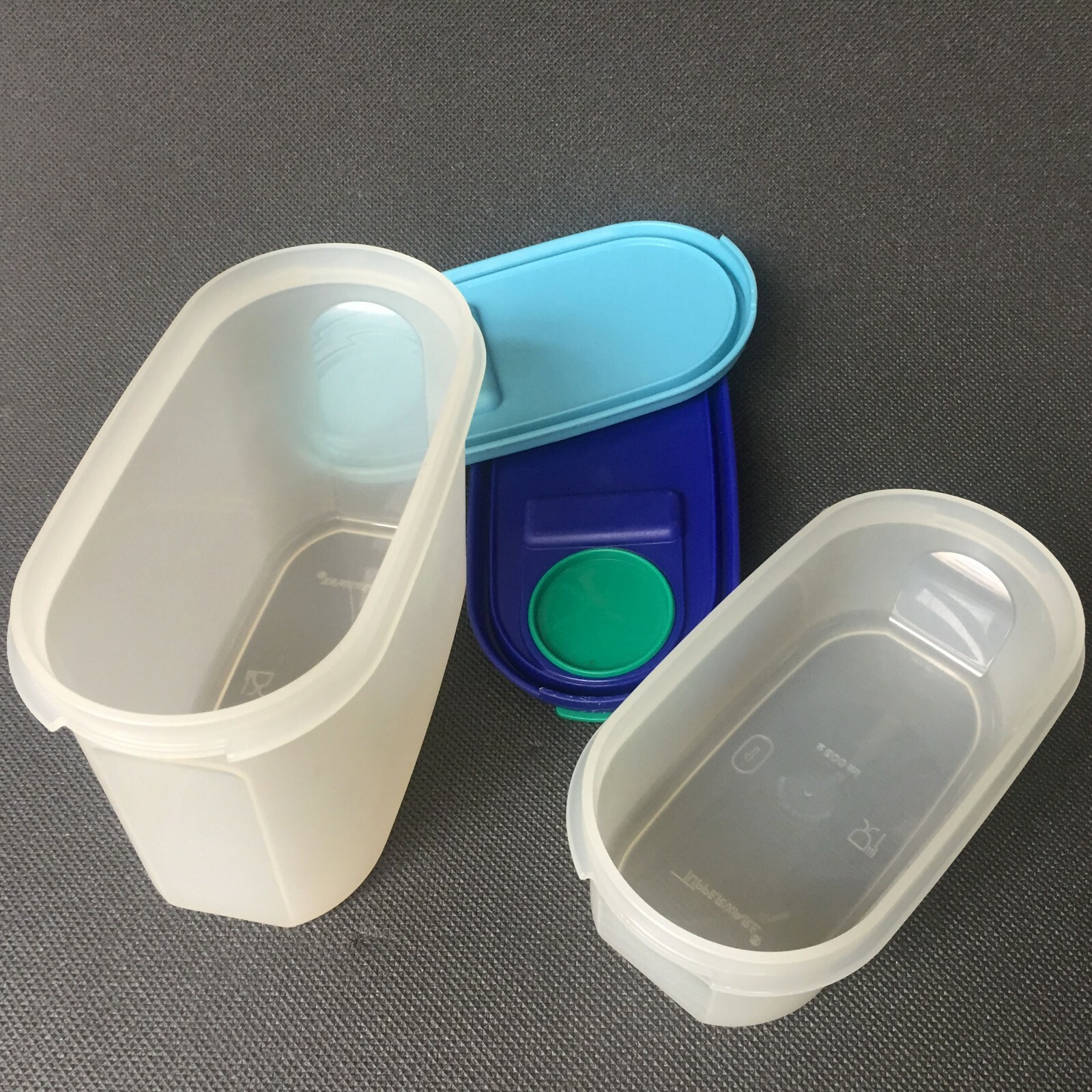 Tupperware VINTAGE OVAL Modular Mate 1 #1611 500ml, Modular Mate 2 #1612 1.1L