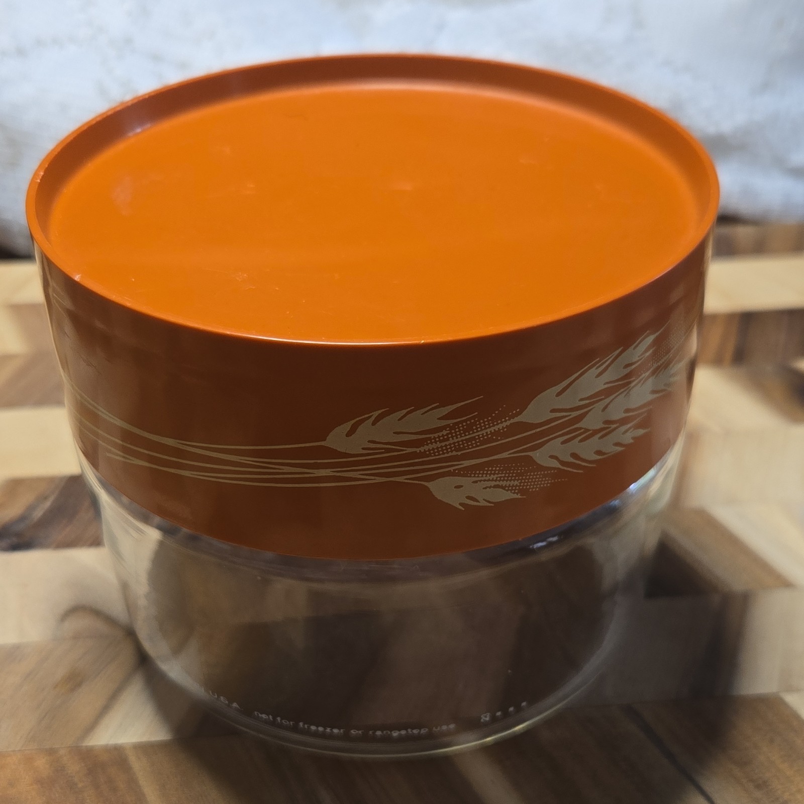 Pyrex Autumn Harvest Storage Container With Lid