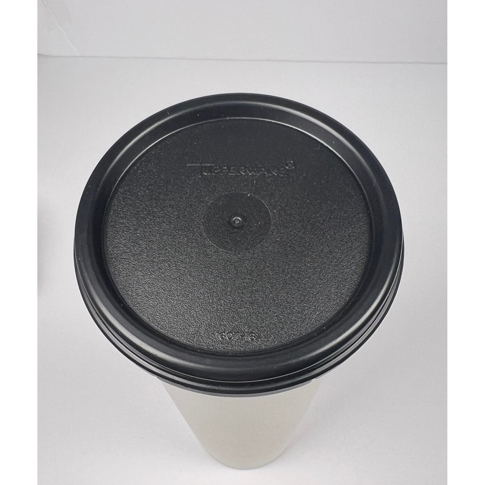 Tupperware Spaghetti Keeper Modular Mates Measure Insert Black Seal NEW