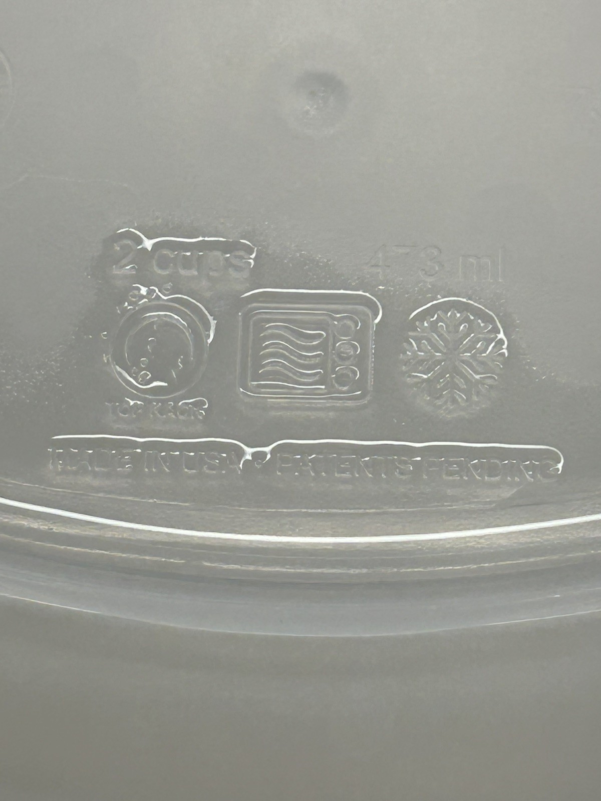 Rubbermaid Premier Food Storage Containers Red Rubber Window Lids 2c & 1 1/2c