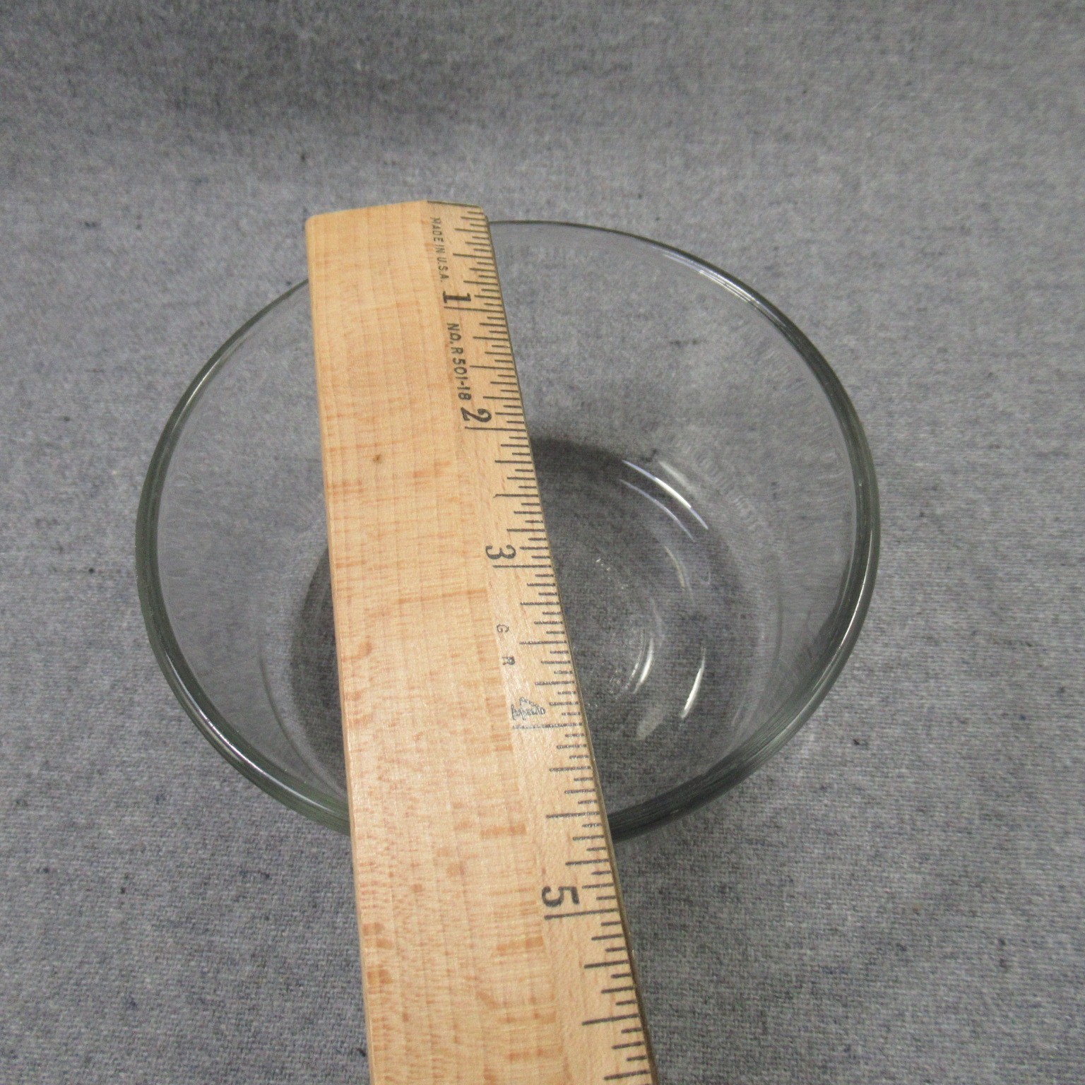Pyrex 7200 Glass Bowls Vented Blue Lids 2 Cup Storage Lot of 2