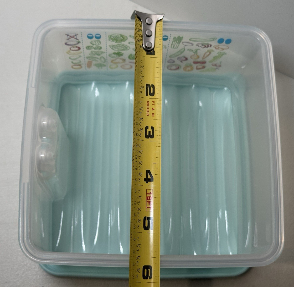 Lot 3 Tupperware FridgeSmart Containers Variety Lids 2 Rectangle 1 Square VGUC