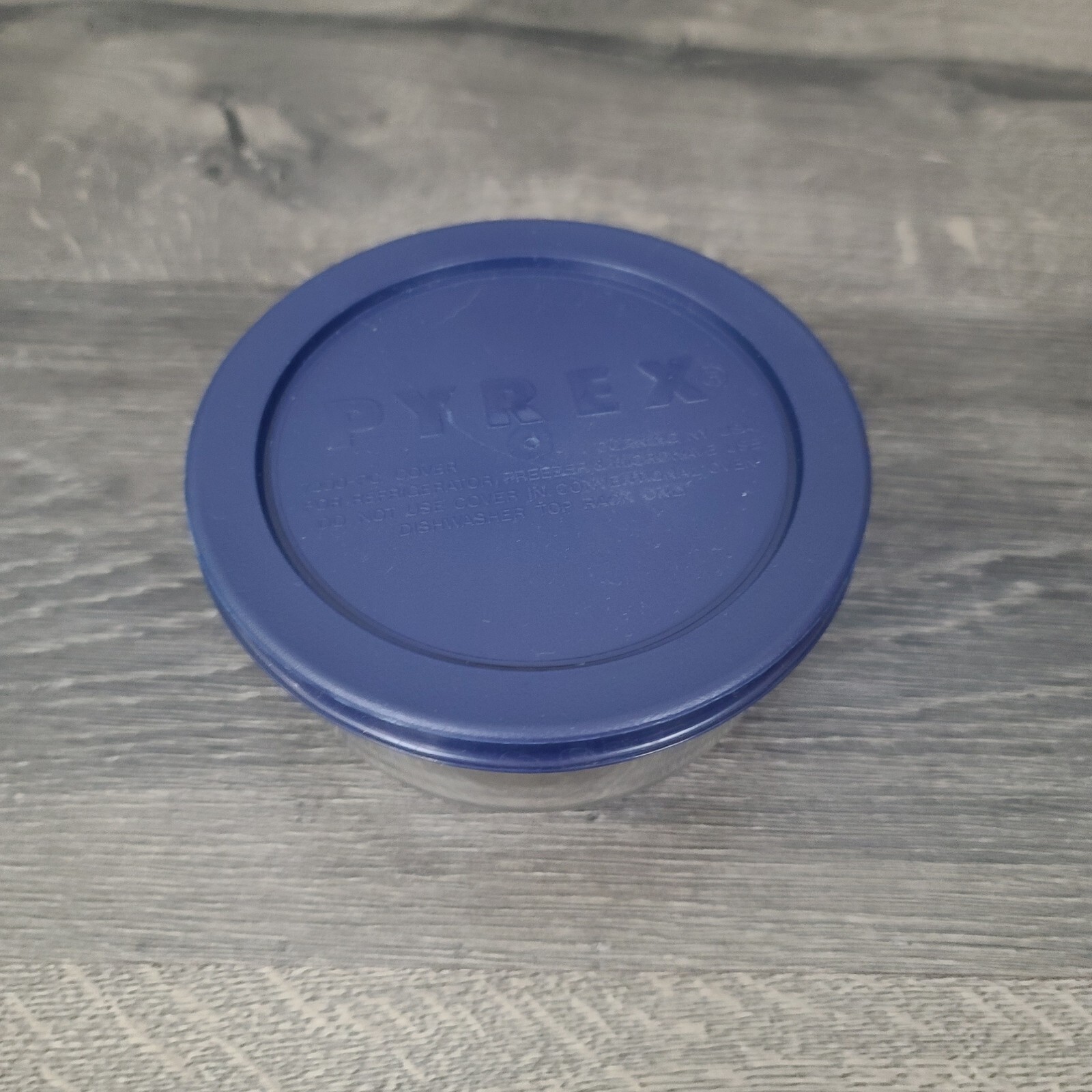 Pyrex 7201 1-Qt and 7200 2-Cups Glass Food Storage Bowls Bundle with Blue Lids
