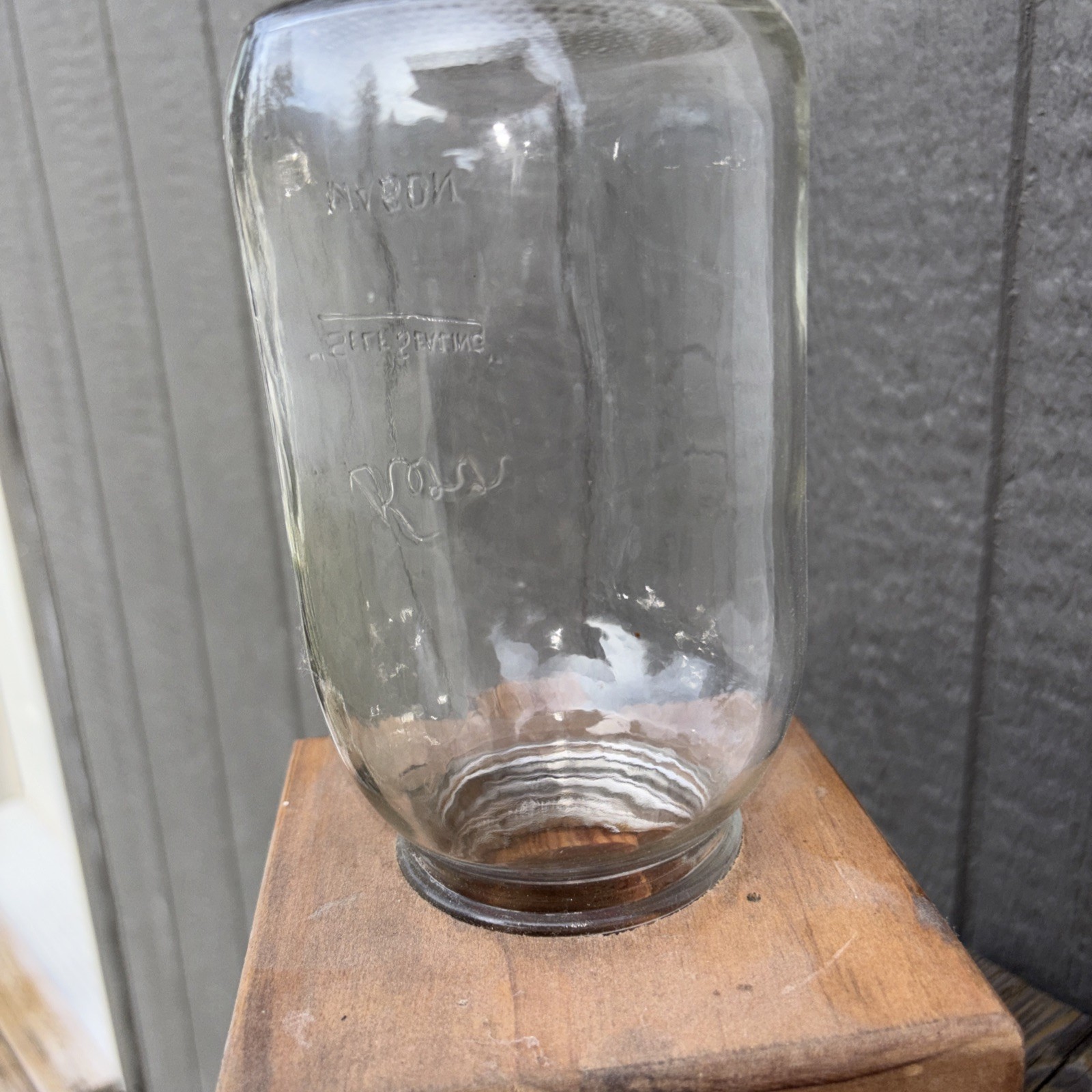 Vintage Oak Wood / Glass Mason Jar Candy Peanut Gumball Dispenser Country Decor