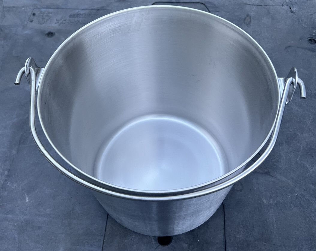 Vollrath Stainless Steel 13 Quart Handled Utility Pail Bucket NFS 59120 NEW