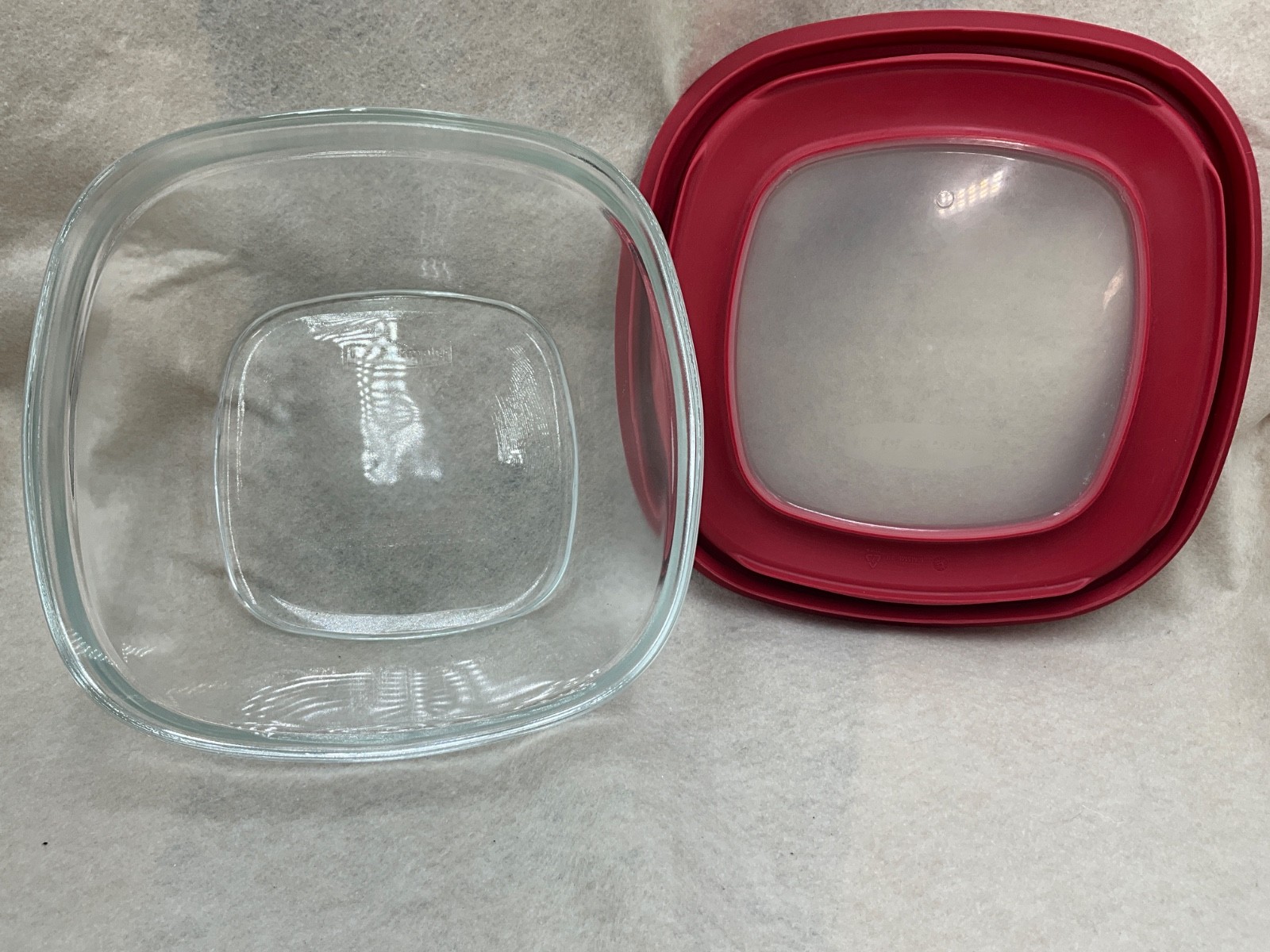 Rubbermaid 8 Cup Glass Food Storage Container with Lid – 7N65