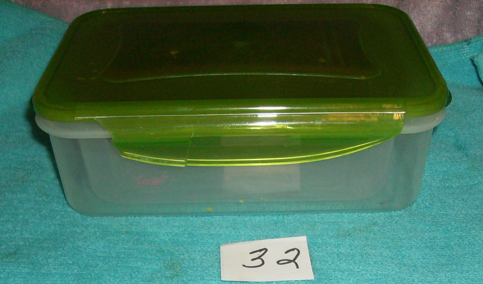 VINTAGE FOOD STORAGE SET GREEN 6 CUP PURPLE PINK BLUE 1 CUP ALL STACK IN GRE #32