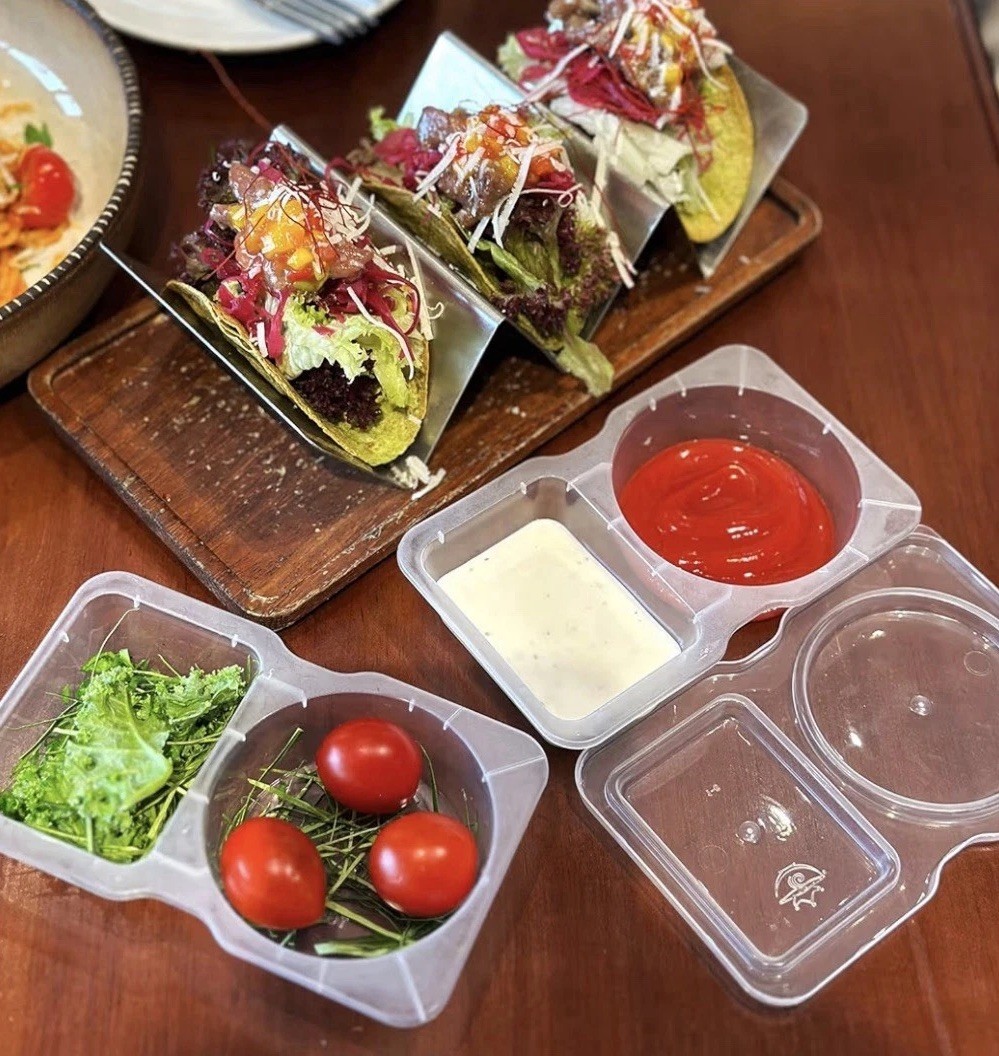 40 Pc Snack Containers w Lids & Spoons 2 Compartment BPA Free Leakproof