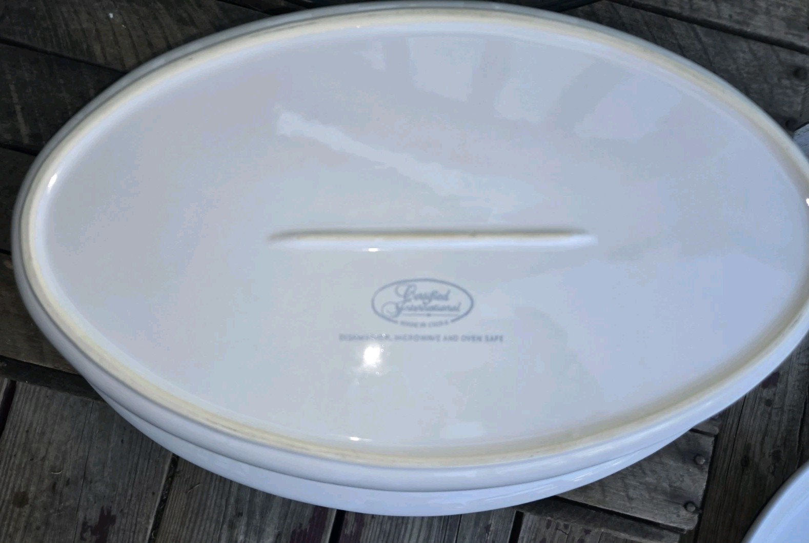 Certified International Oval Serving Dish Stoneware Bakeware with Metal Stand