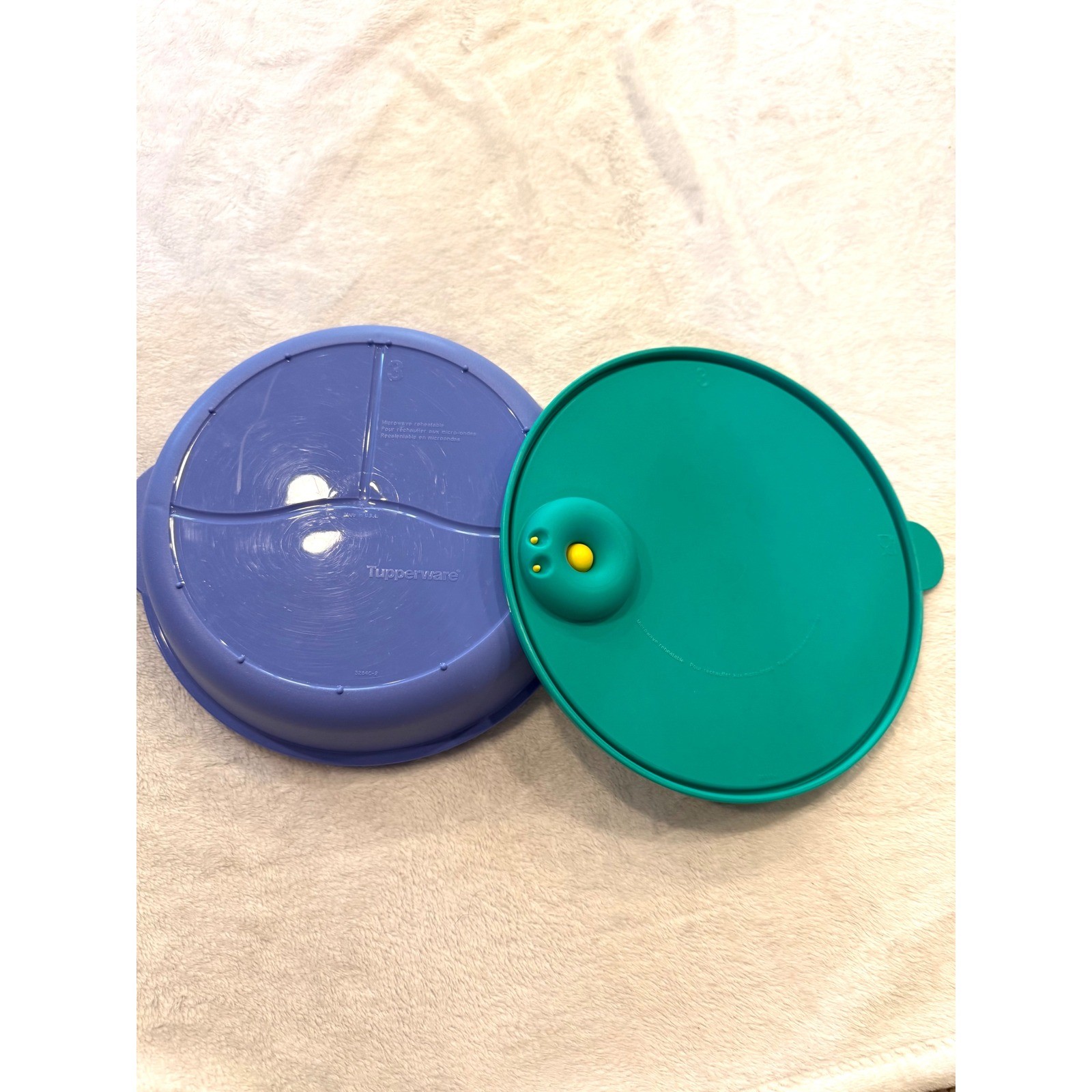 Tupperware Crystalwave Divided Microwave Dish 3284C Blue Teal 3 Compartment 9″