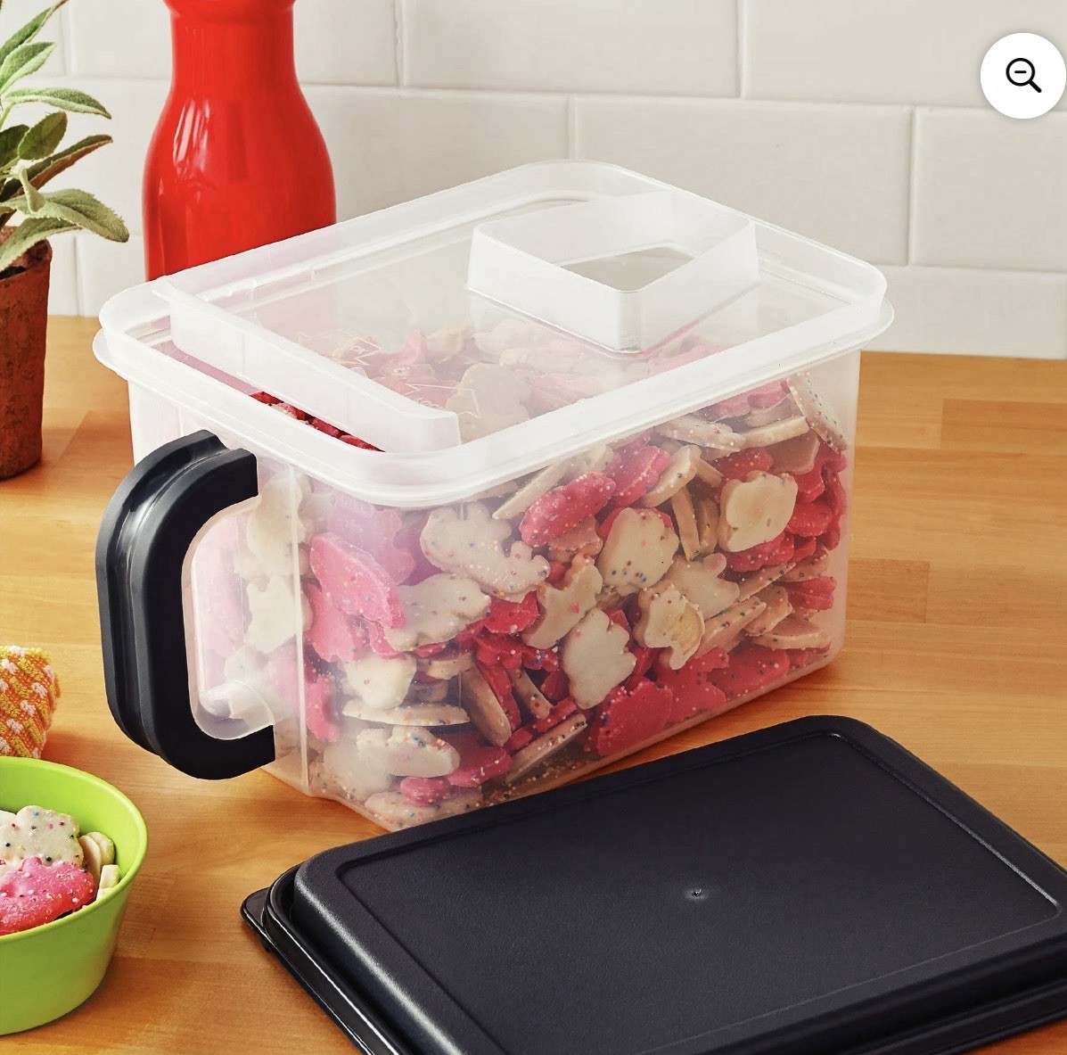 Mainstays Pantry Storage Container, 21 Cups, Snap Lid, Handle, Plastic, Clear/B…