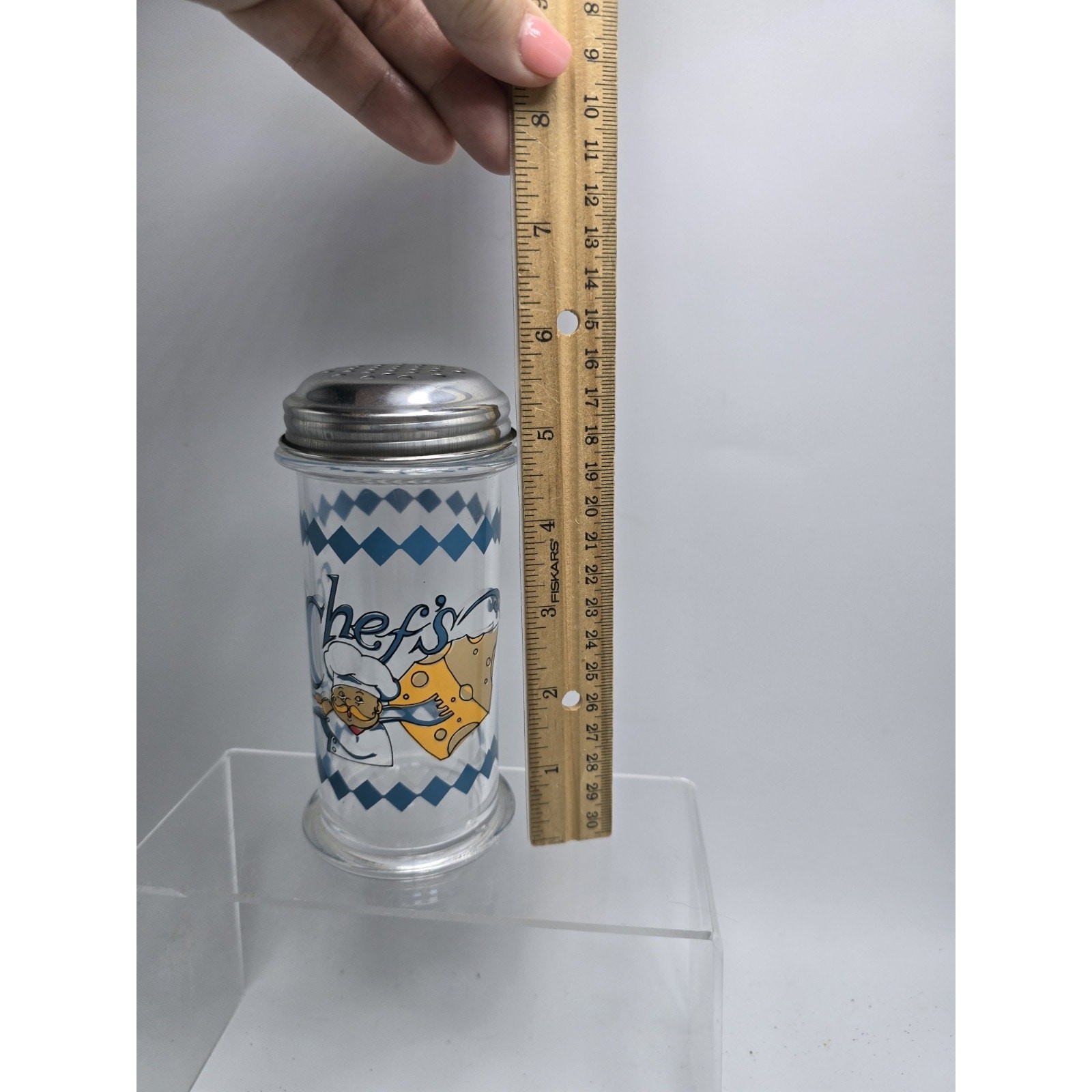 Cute Vintage 1995 Parmesan Cheese Shaker*Italian Chef Design*Plastic*Metal Lid 2