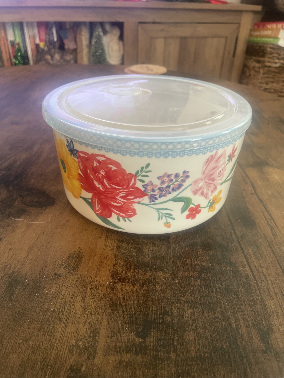 Pioneer Woman Stoneware Food Storage Container ~ Sweet Romance Blossoms – Medium