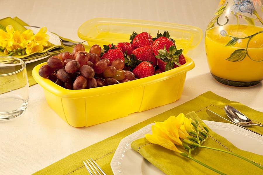 Hutzler 3-in-1 Fruit Saver Basket, Colander and Container, 2 Quarts, Apricot