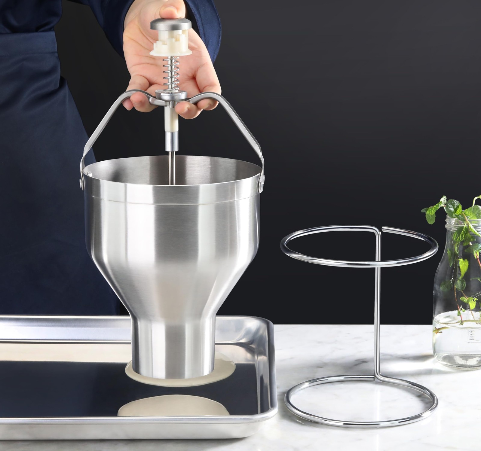 New Star Foodservice 37470 Commercial Grade Stainless Steel 18/8 Pancake
