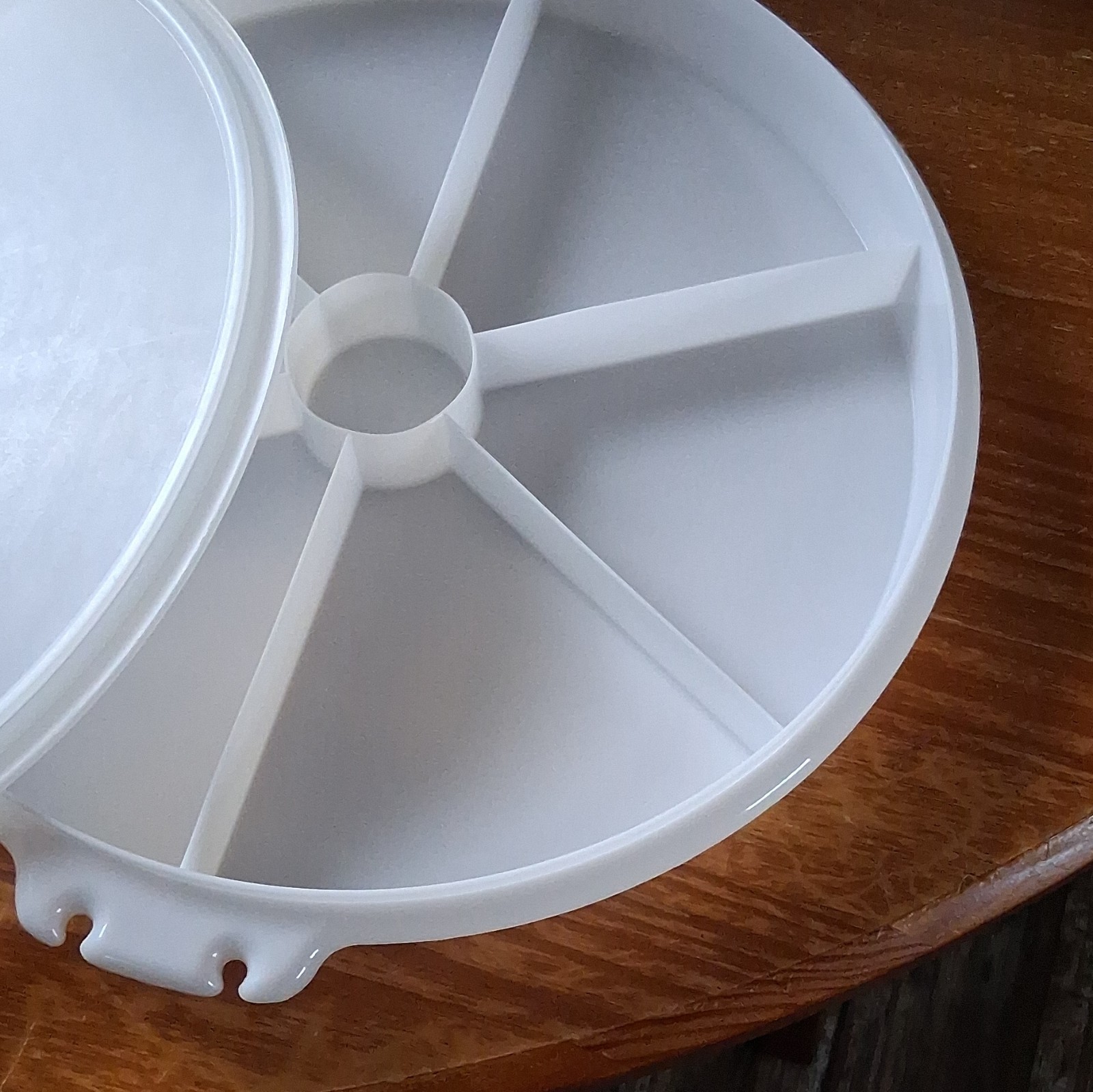 Tupperware 3pc 1.7L Food Storage Set White/Clear Snap Lids Round/Rect Divided
