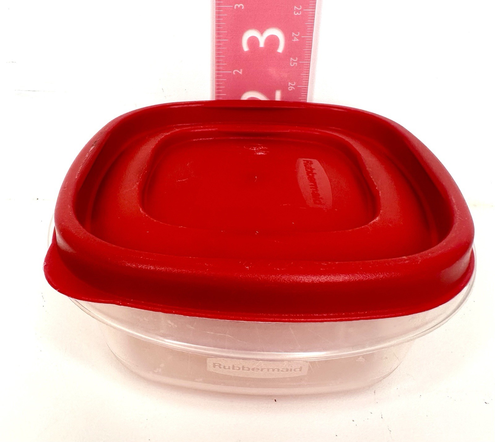 Rubbermaid Containers Red Lid~Stackable~5 Total 2 Five Cups, 1 Two Cup, 2 1.25C