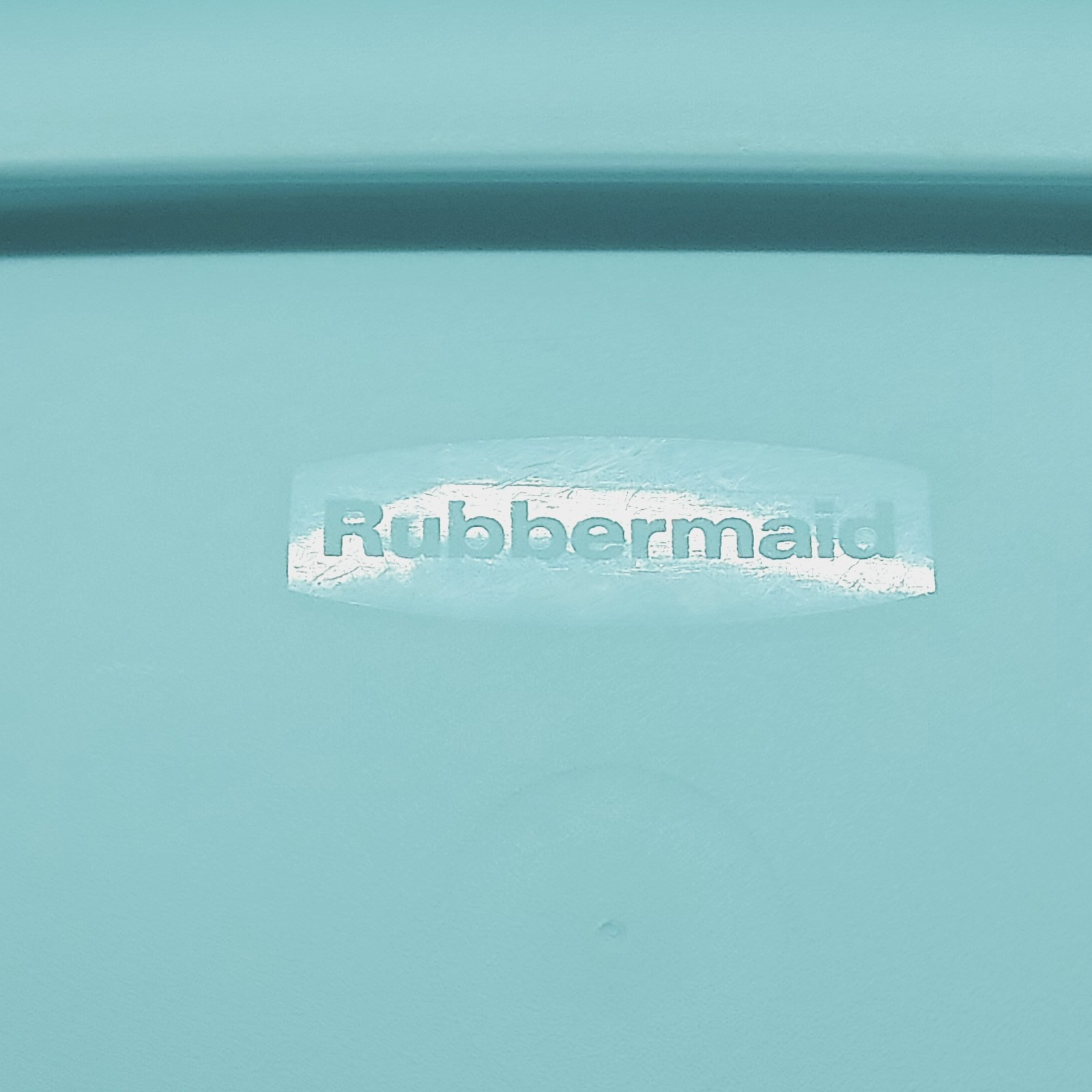 Rubbermaid Easy Find Lid 1Z08 Light Blue Rectangular Replacement Container Lid