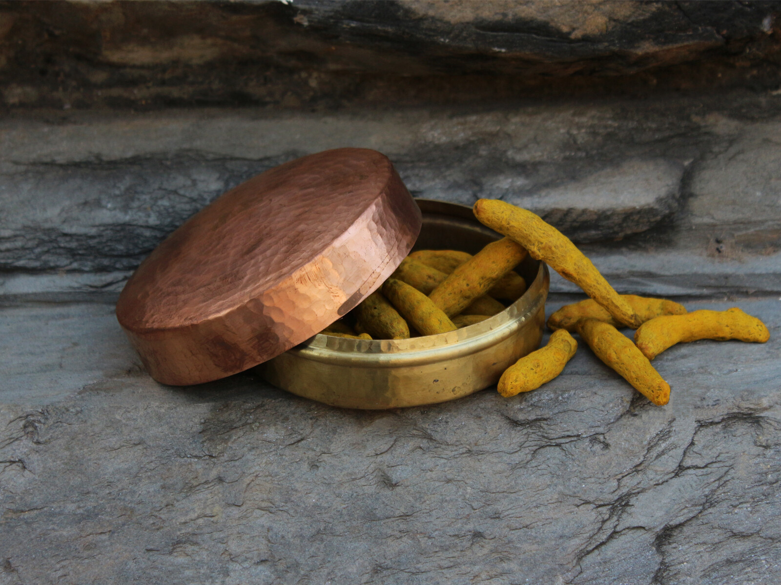 Handmade Pure Brass Spice Box Trinket Holder Canister Container 400 ml