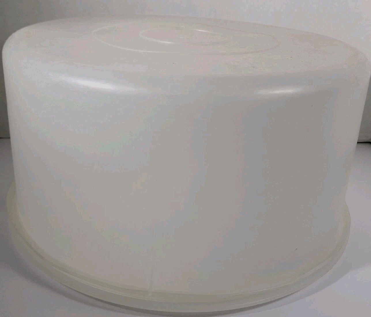 Tupperware LARGE Bowl With Lid. Vintage. Clear Color. 1990’s Cira #255-1 Rare