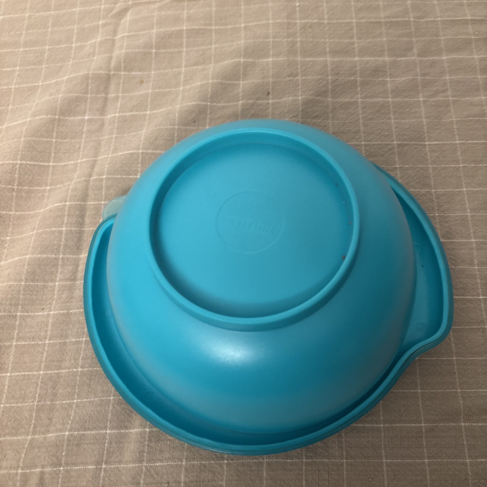 HUTZLER ~ Plastic 3 in 1 BERRY BOWL, teal, 3 Piece: Bowl, Lid, Colander