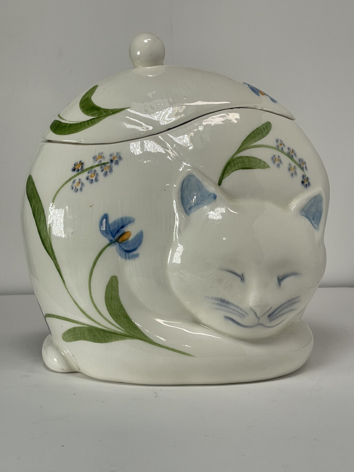 Laurie Gates Los Angeles Pottery vintage ceramic Sleeping Cat Cookie Jar