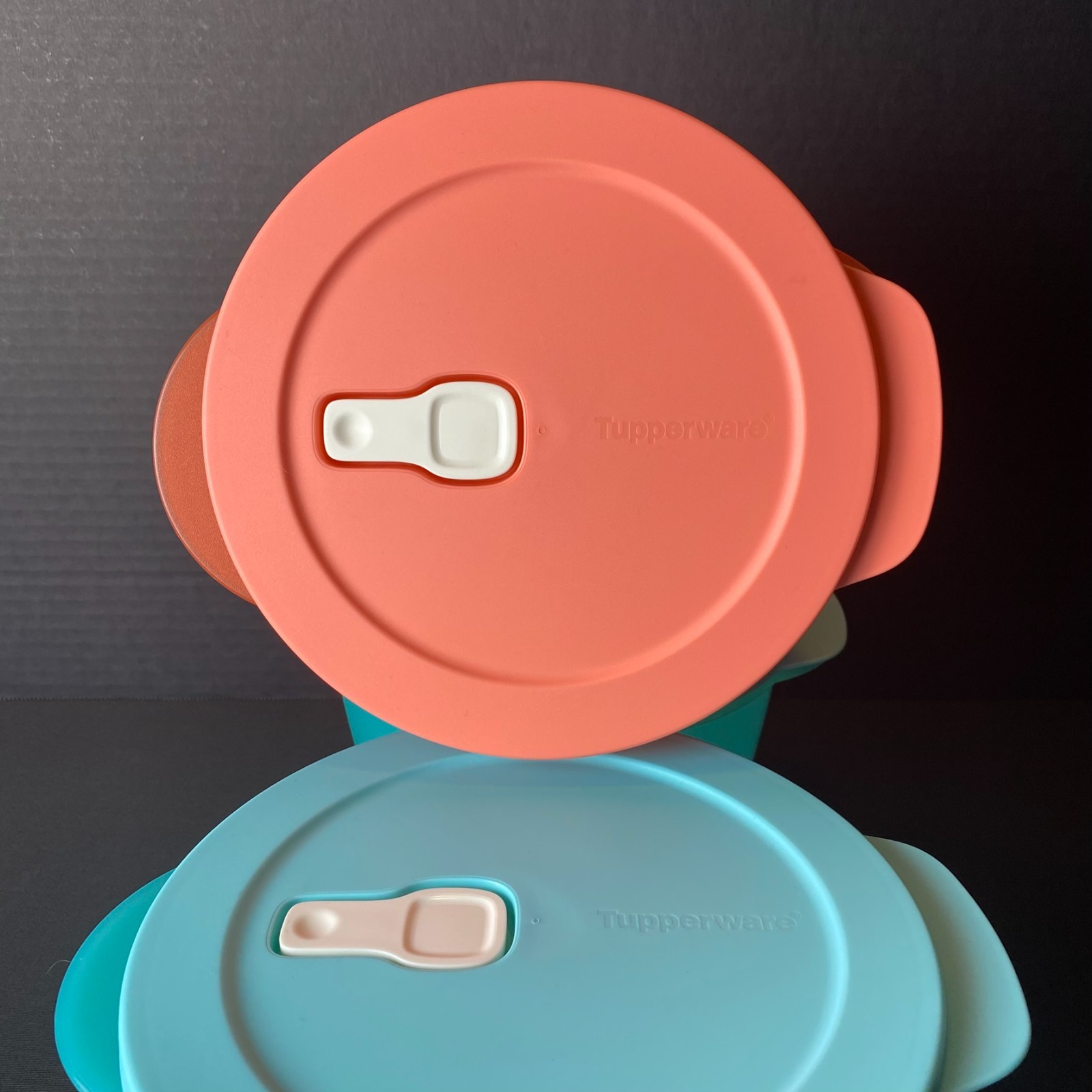 Tupperware CrystalWave PLUS Extra-Large Round Containers (X1)
