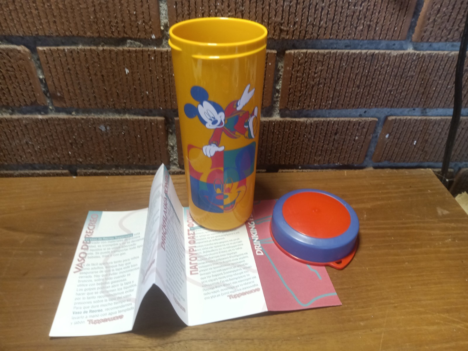 Vintage Disney Tupperware Micky Mouse l