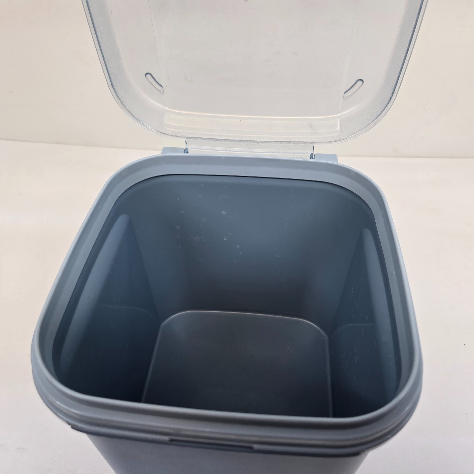 Vintage Tupperware Modular Mates 1621-2 Country Blue 17 Cups Hinged Clear Lid