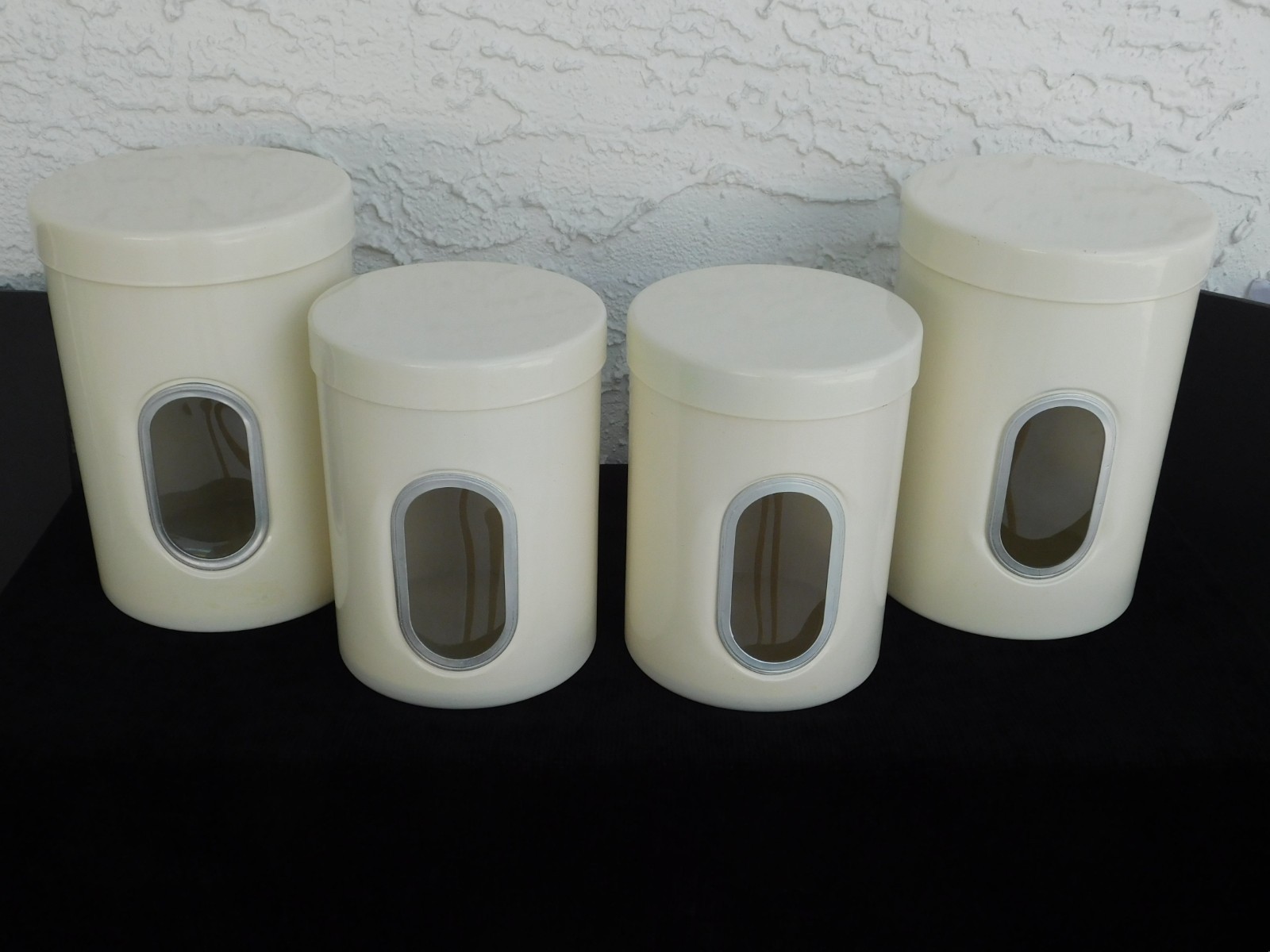 RARE VINTAGE Wesco “Classic Line” Kitchen Canister Container (Set of 4 – Almond)