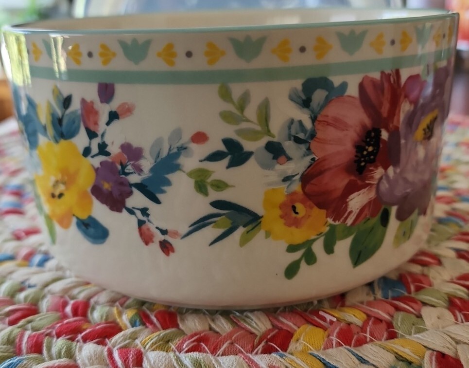 Pioneer Woman Stoneware Food Storage Container ~ Sweet Romance Blossoms – Medium