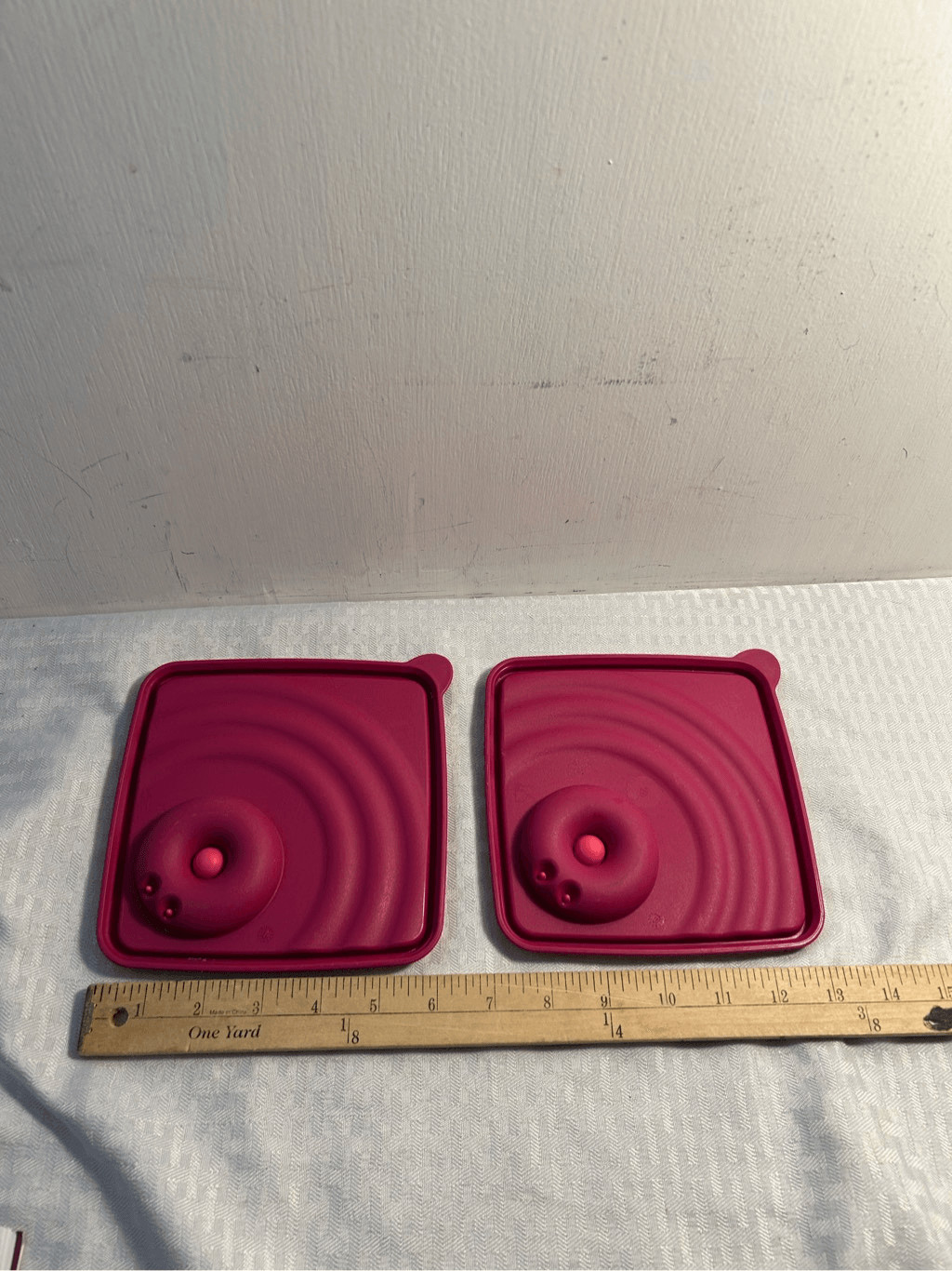 Tupperware rock n serve square lid replacements 6×6″ ribbed
