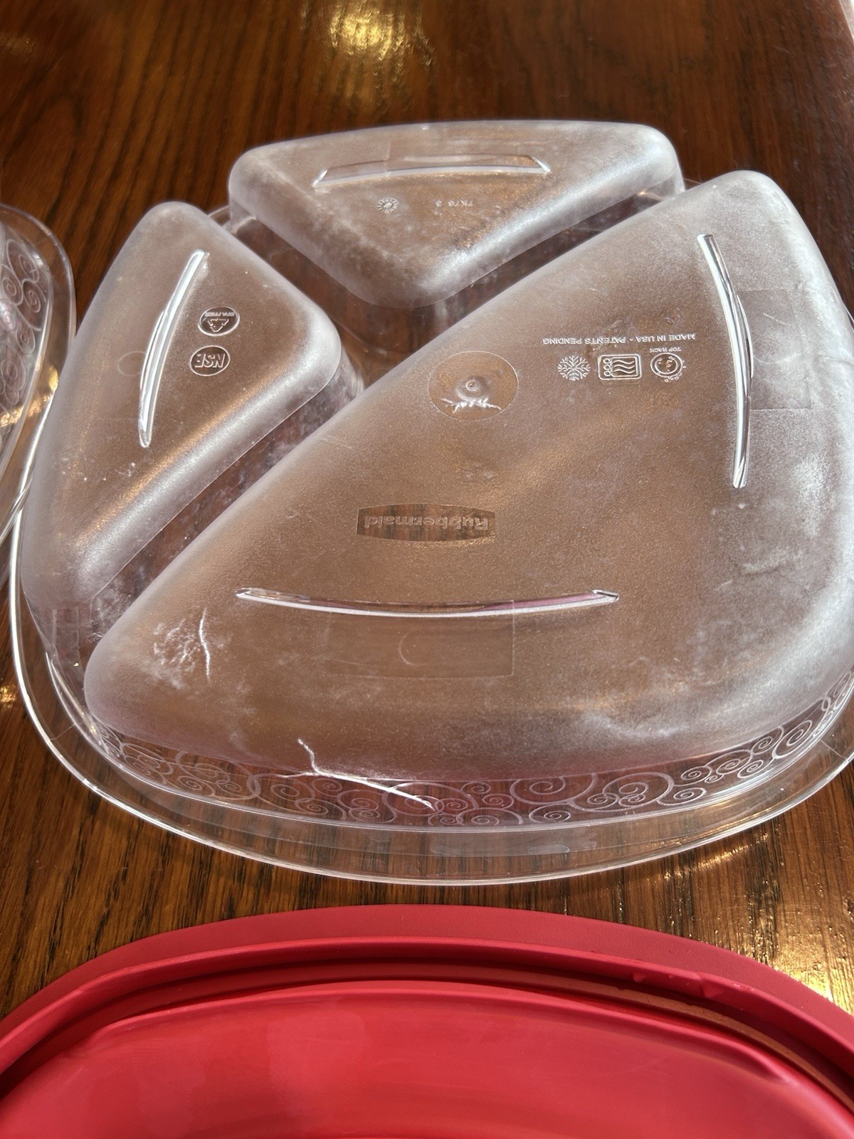 Rubbermaid Divided 3 Compartment Container Plate w Lids #7K74 Meal Prep Lot 2