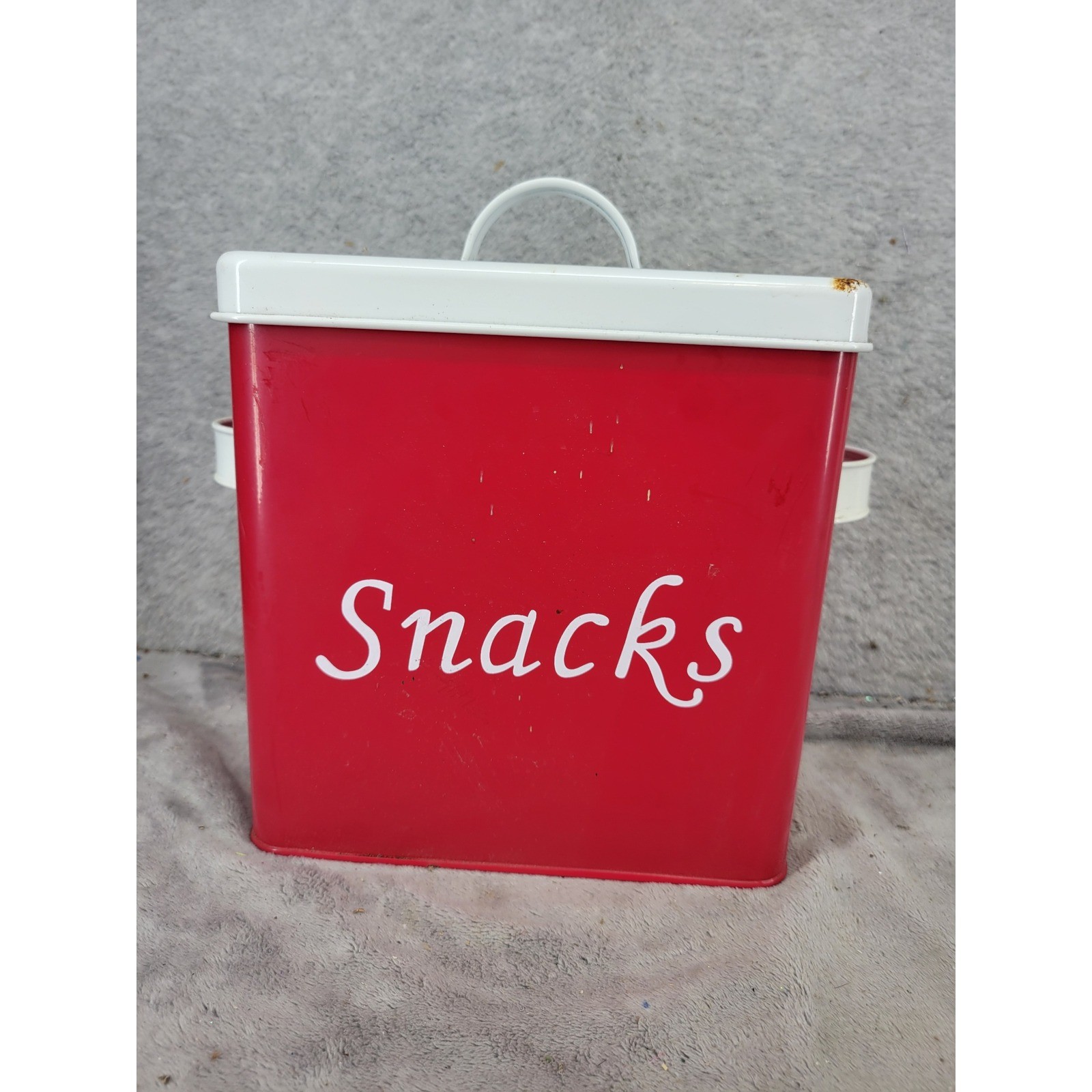 Red Metal Snack Container Tin With White Lid And Handle