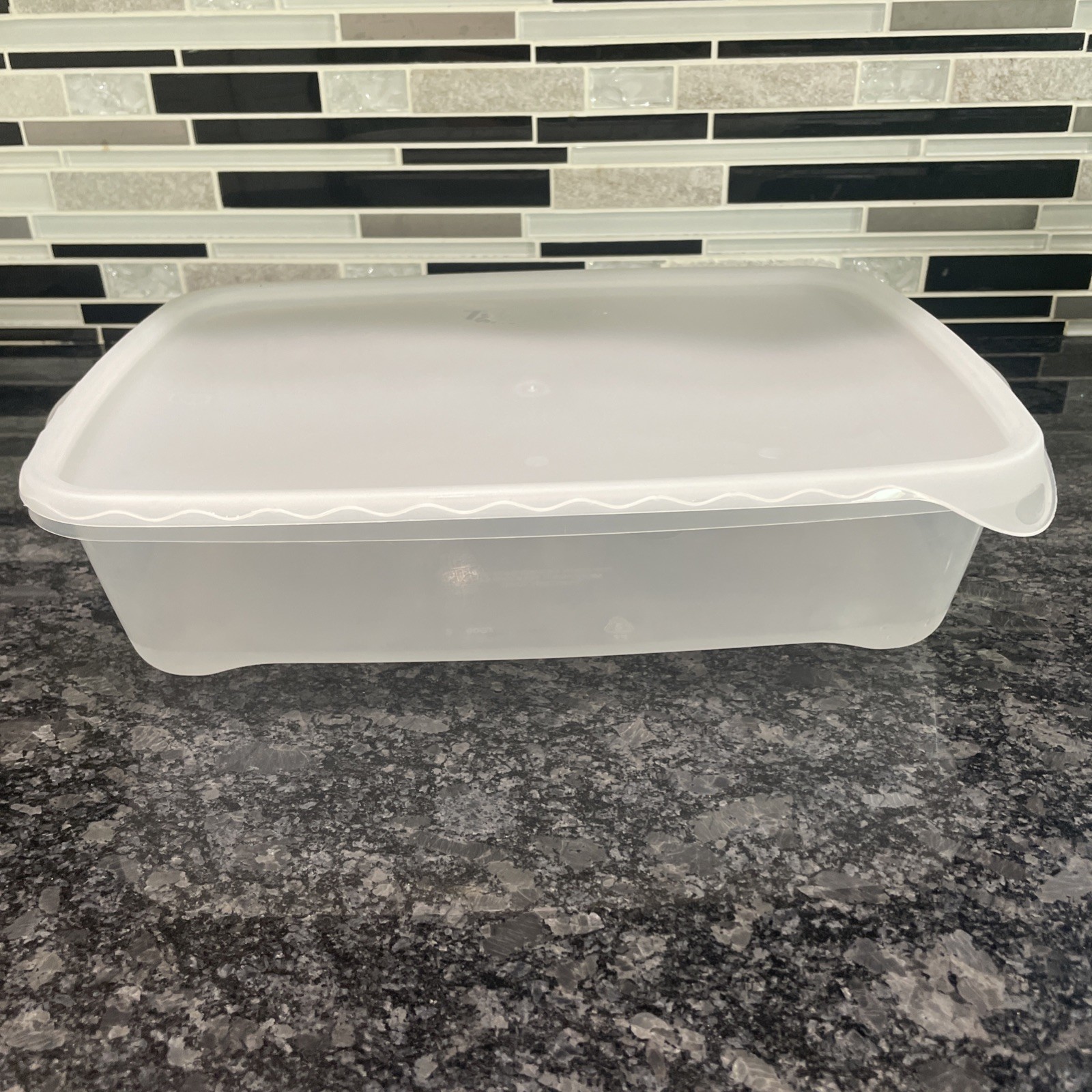 Vintage Rubbermaid Take Alongs #3 Food Storage Container 1 Gallon Clear Freezer