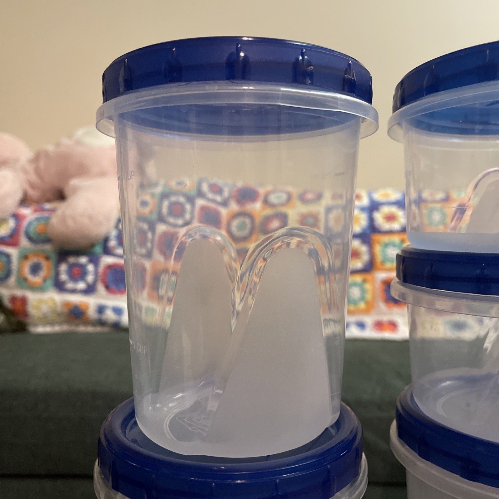 7 Ziploc Twist ‘n Loc Med Round 1 Qt/32 Oz/4Cup Containers & Lids Sm 8oz/2cup