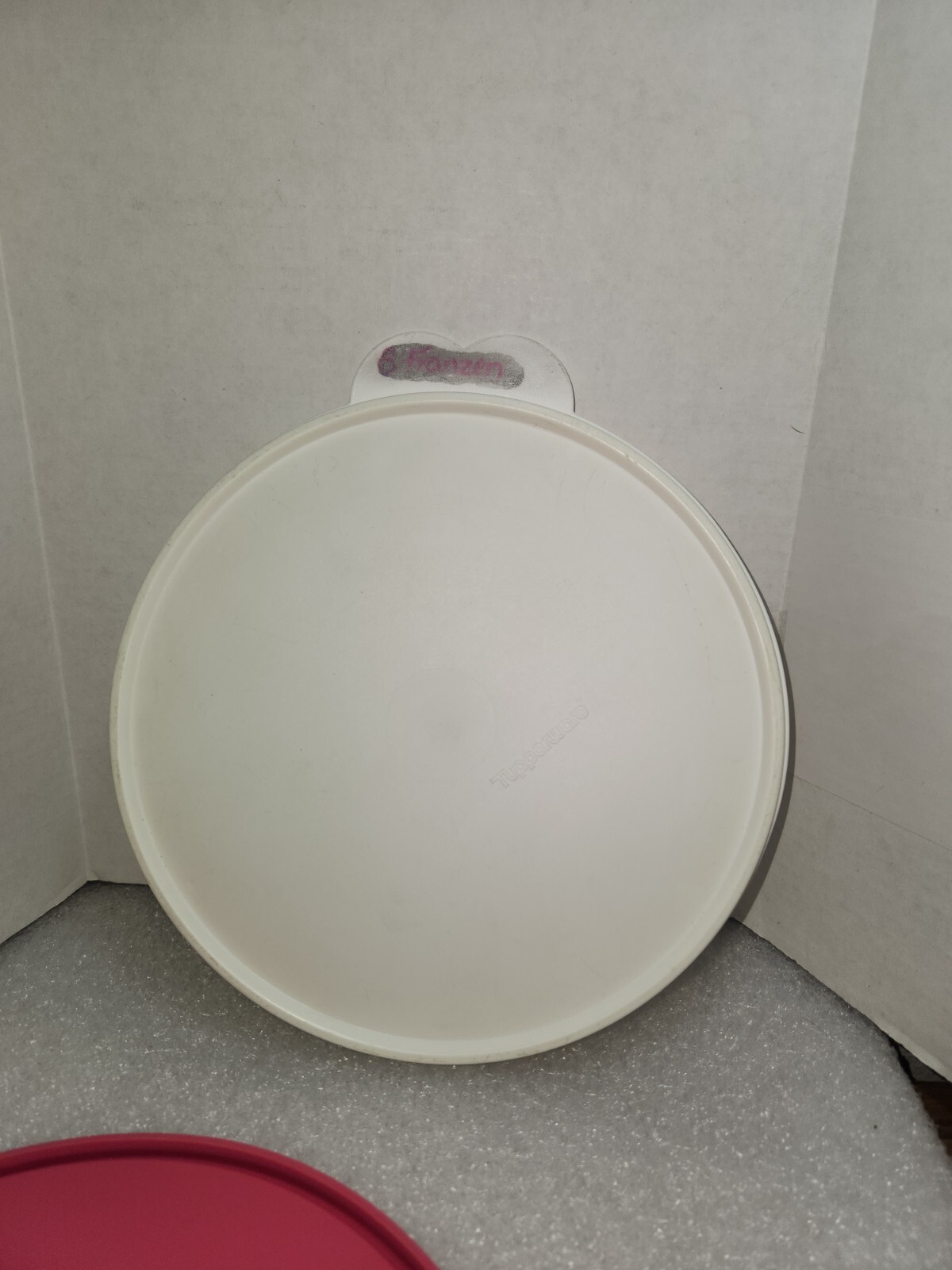 TUPPERWARE Butterfly Tab Seals Many COLORS to Choose Replaces # 2541 or # 2515