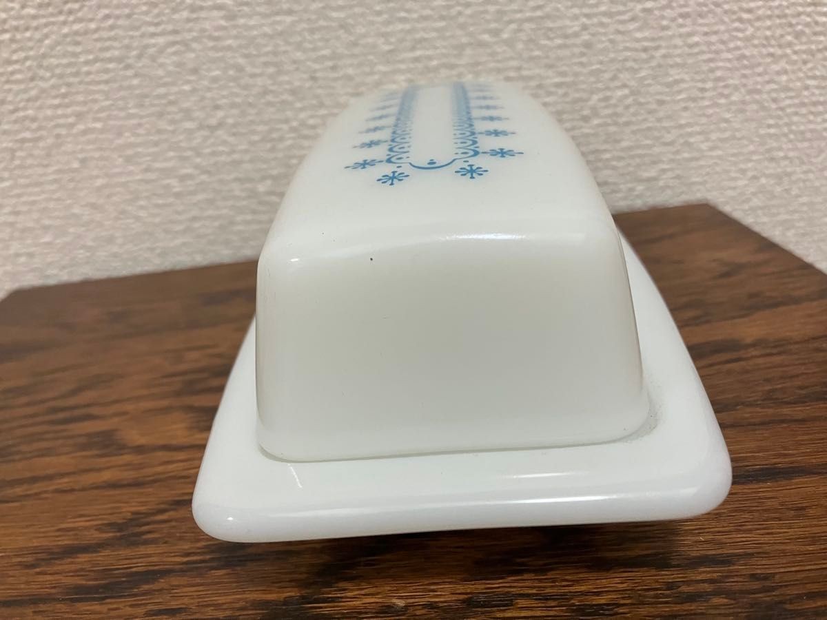Old Pyrex Snowflake Print Vintage Kitchen Container