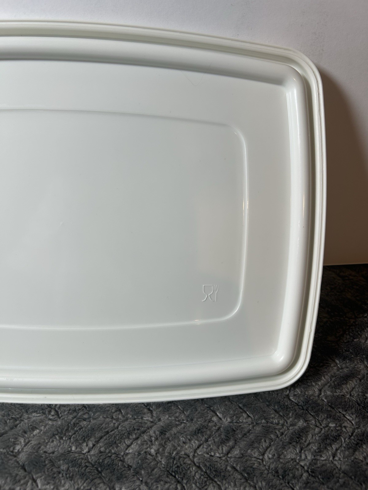 Deviled Egg Keeper Container – Clear with White Lid