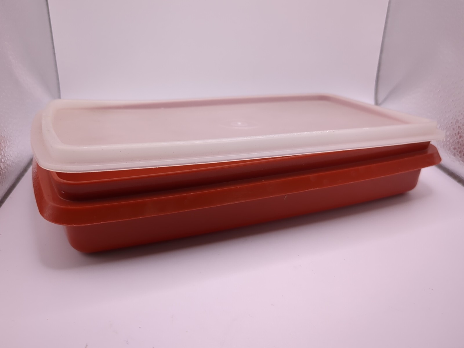 Tupperware 816-20 Paprika Red Rectangular Storage Container w/ Frosted Lid