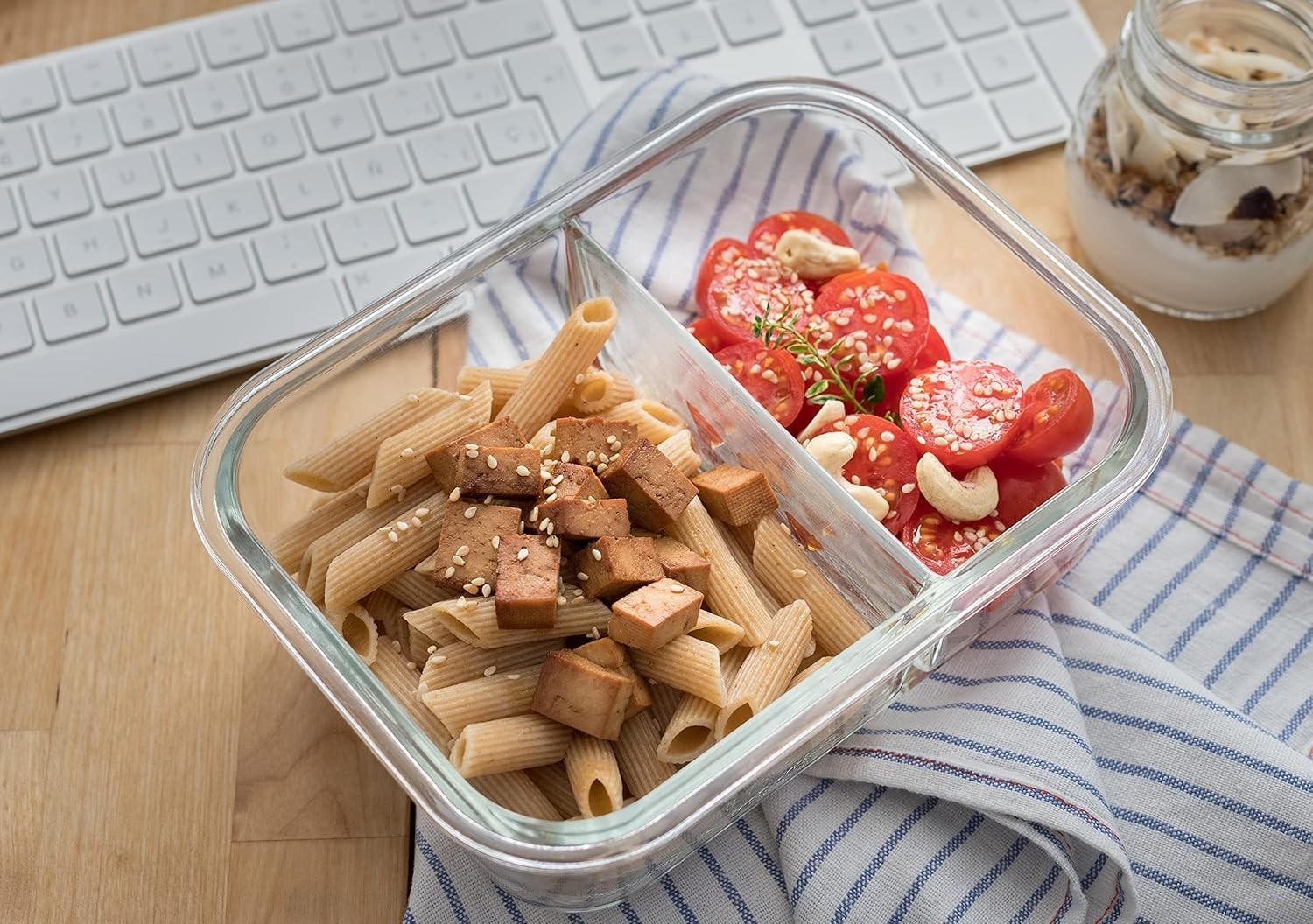 Snap Lock Meal Prep Containers with 2 Compartments – Ideal for Busy Lifestyles