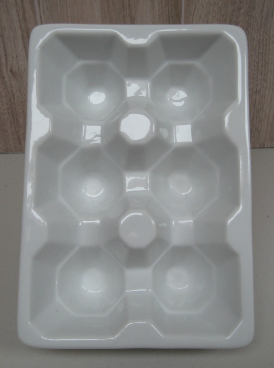 White Ceramic Egg Farm Style Holder Carton 6 Count Slot Half Dozen Storage