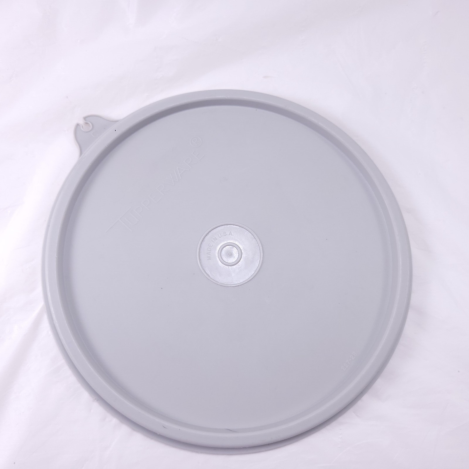 Vintage Tupperware Grey 227-28 Replacement Lid