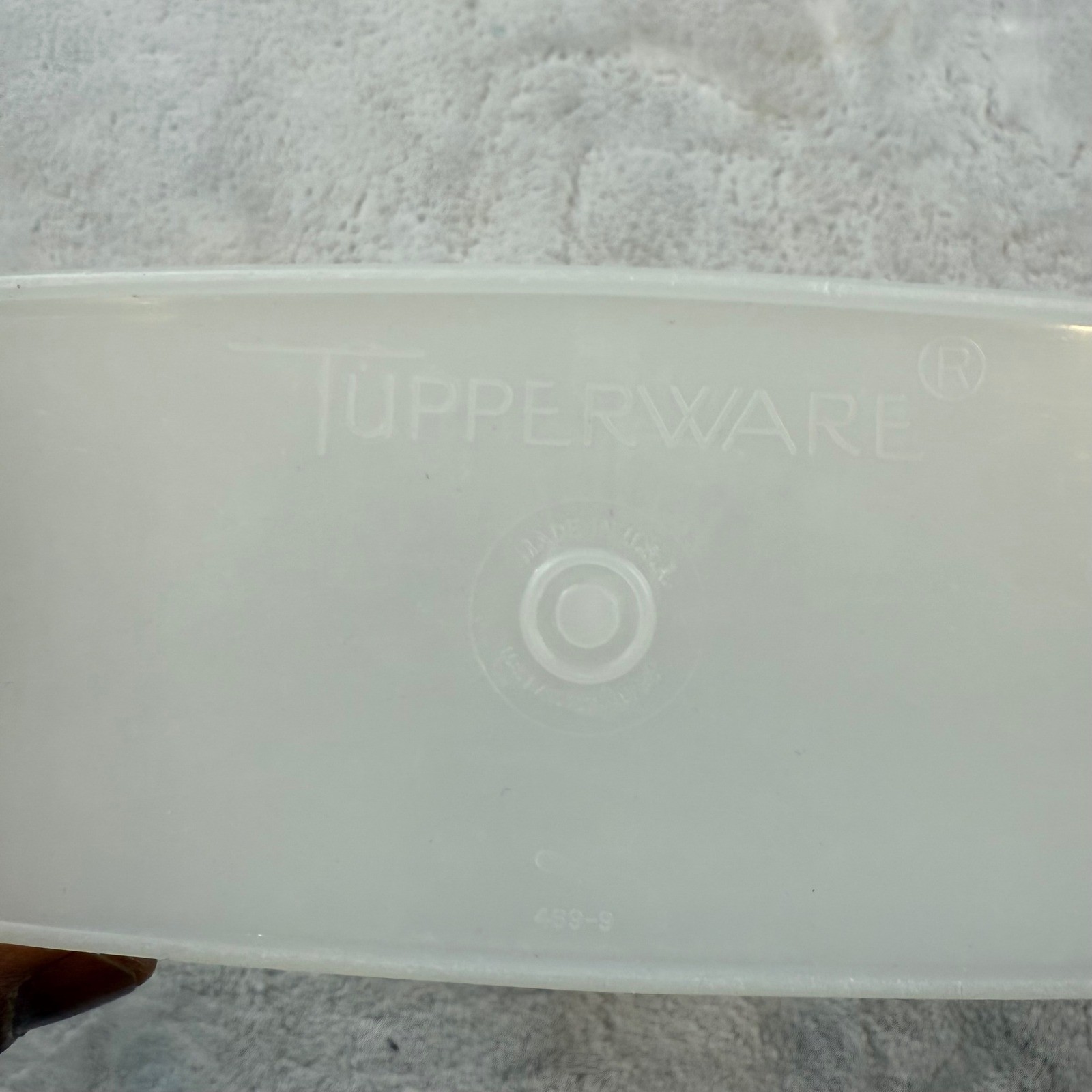 Tupperware Cereal Dispenser Container Tall Beige Lid Pour Spout 471-11