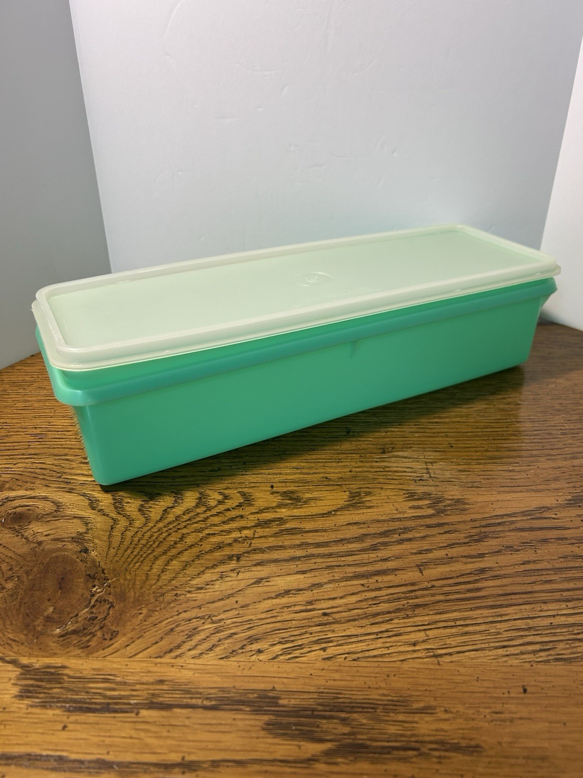 Vintage Tupperware Jadeite Green Celery Keeper Vegetable Crisper #892 Lid #893