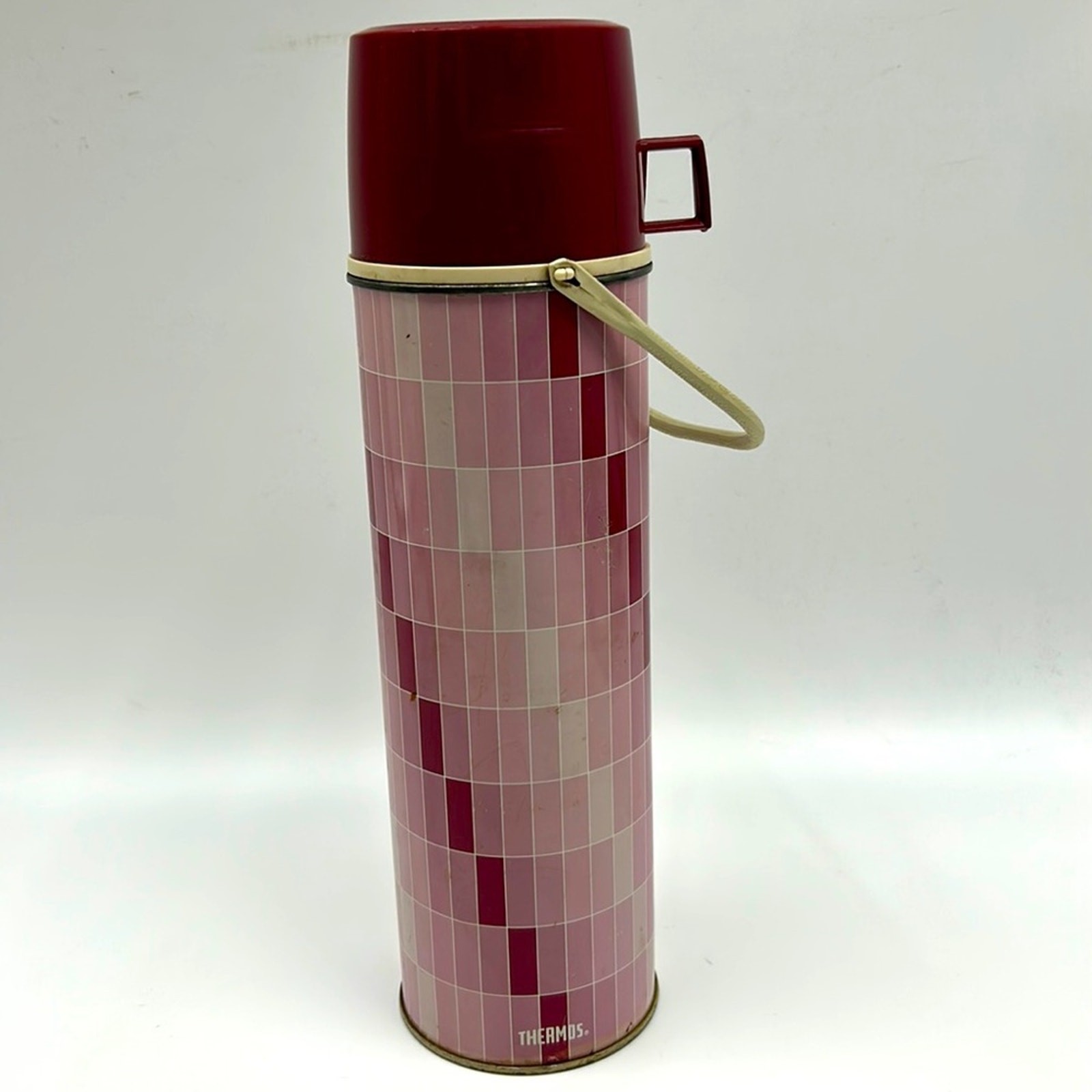 VINTAGE THERMOS VACUUM INSULATED BOTTLE 1 PINT HOT & COLD PINK PURPLE