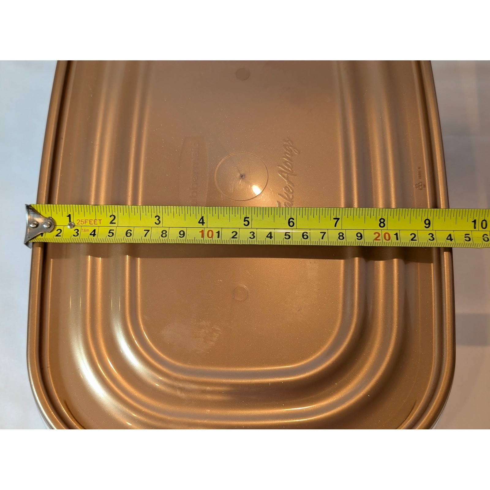 Rubbermaid TakeAlongs Rectangular Food Storage Containers Gold Lids 4.7 Cup 2pk