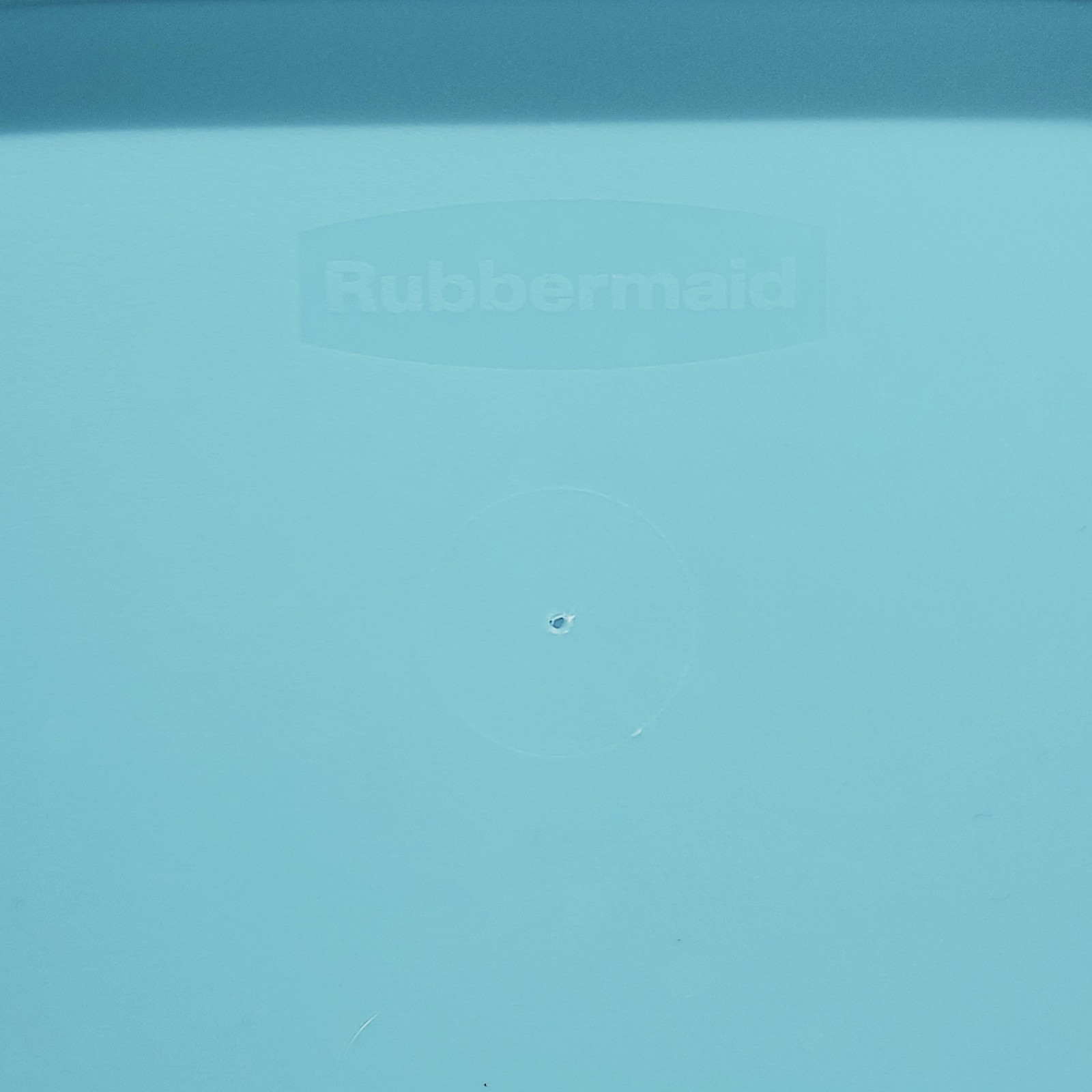 Rubbermaid Easy Find Lid 1Z08 Light Blue Rectangular Replacement Container Lid