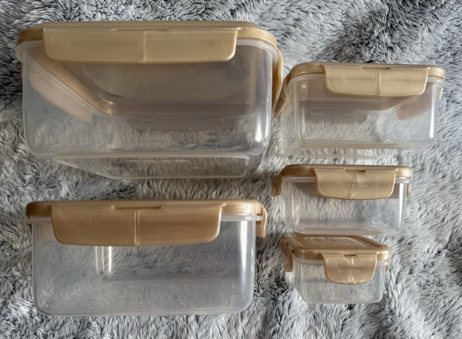 Lock n Lock 5 pc Square Nestable with Handle Lid GOLD Golden Sand NEW