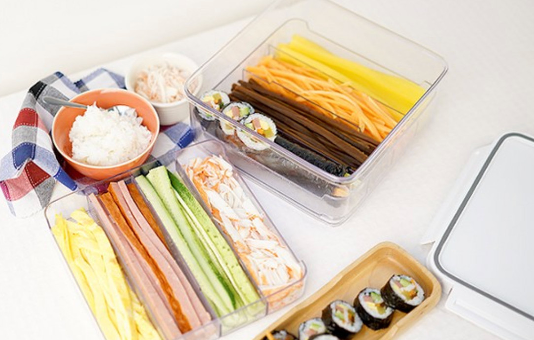 Korean 8 Compartment Food Storage Container 3.8L Meal Prep Kimbap Ingredients